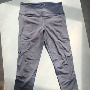 Victoria's Secret Knockout Capri Leggings